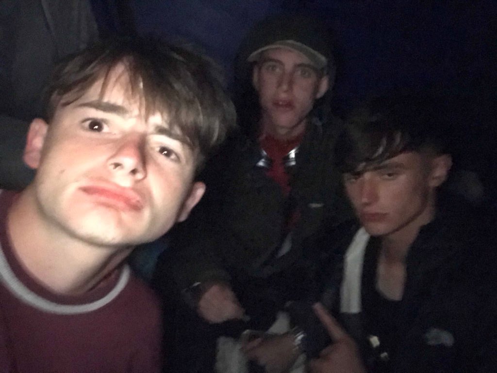 spottedrnlfest's tweet photo. These boys took too much ket couldn’t recognise eachother https://t.co/Lz7nLy4PHm