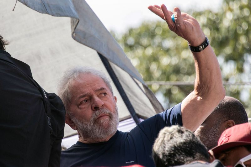 correio's tweet photo. Plenário virtual do STF vai analisar em setembro recurso de Lula por liberdade https://t.co/DfwfGulBPW https://t.co/kCziDVUyQv