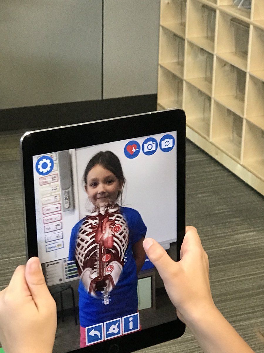 DianaFraire3's tweet photo. More pictures from today’s learning about the human body with virtual reality. #edutech #educhat #ACECubs #katyelemtech #BeTheLegacy @KatyOOL @curiscope https://t.co/qa7cZxhWWT