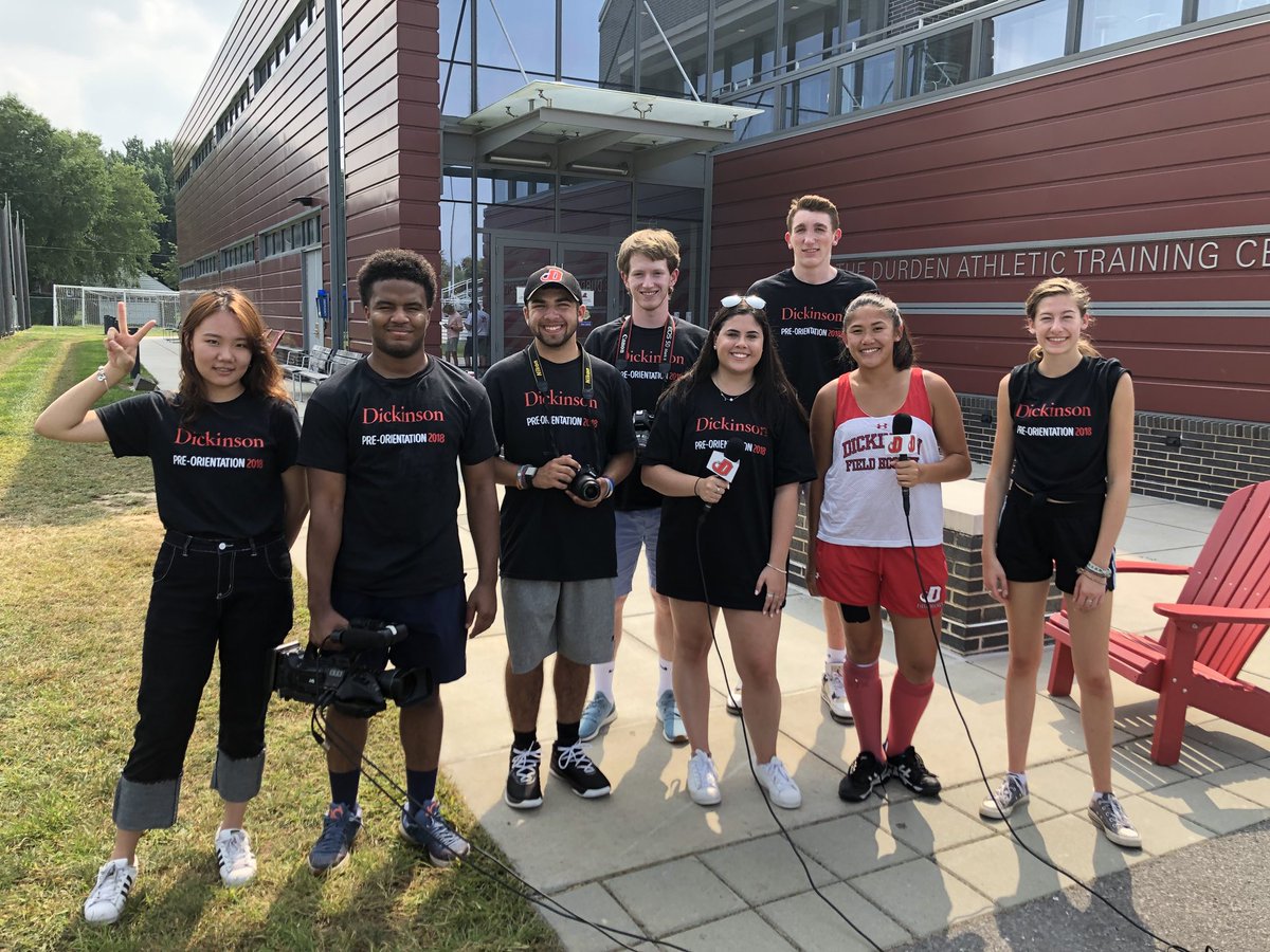 DsonRedDevils's tweet photo. Productive Day 1 of @RDVLSsportsnet Pre-O 🔥 Welcome to #Dson2022 RDSN students Caroline, Sasha, Julie, Tres, Luke, Jack, and Sam - learning basics of sport multimedia and marketing! Thanks to @DCFieldHockey and @DCRedDevilFB for teaming up with us #DsonPhotos #DsonProud #WhyD3 https://t.co/Wnn0BafzC0