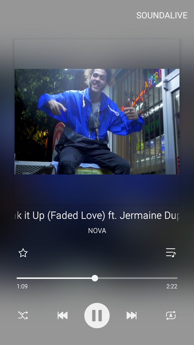 flippinberry's tweet photo. #Therapgame @therealestnova is the definition of the rap game. He is the one @jermainedupri shld focus on. #fadedlove #ridingmywave #readingkid https://t.co/CqSFZLnEDG