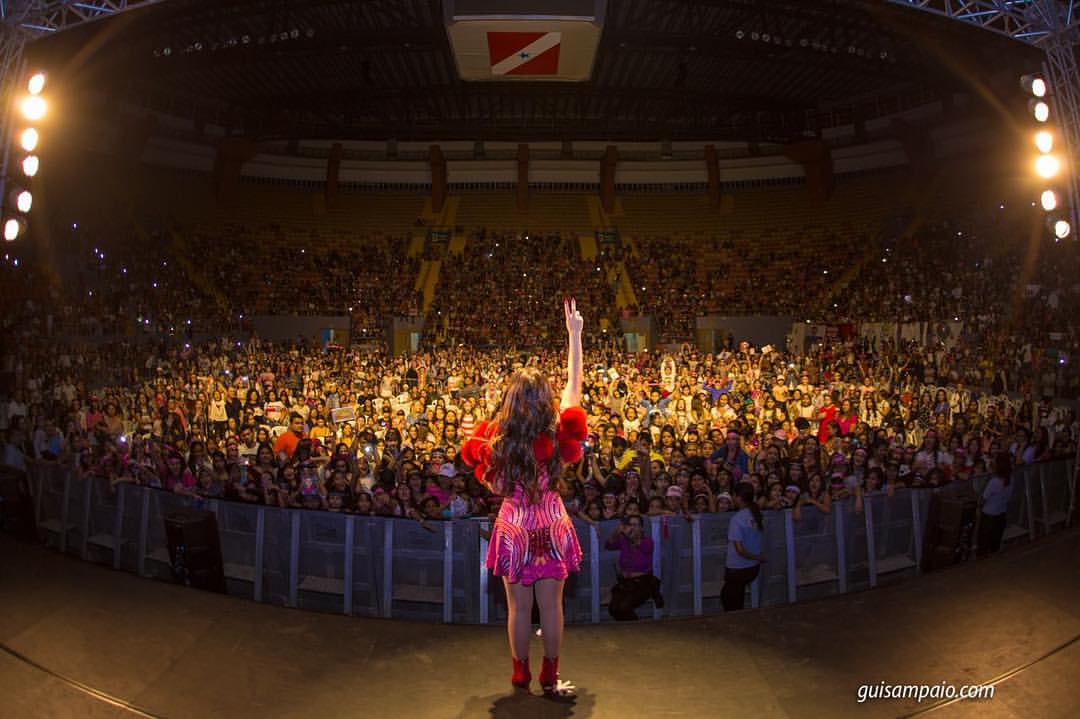 Nós te amamos Lari <a href="/larimanoela/">Larissa Manoela 🌟</a> #LarissaManoela #FalaSerioMae #LarissaManoelaIG #MPN