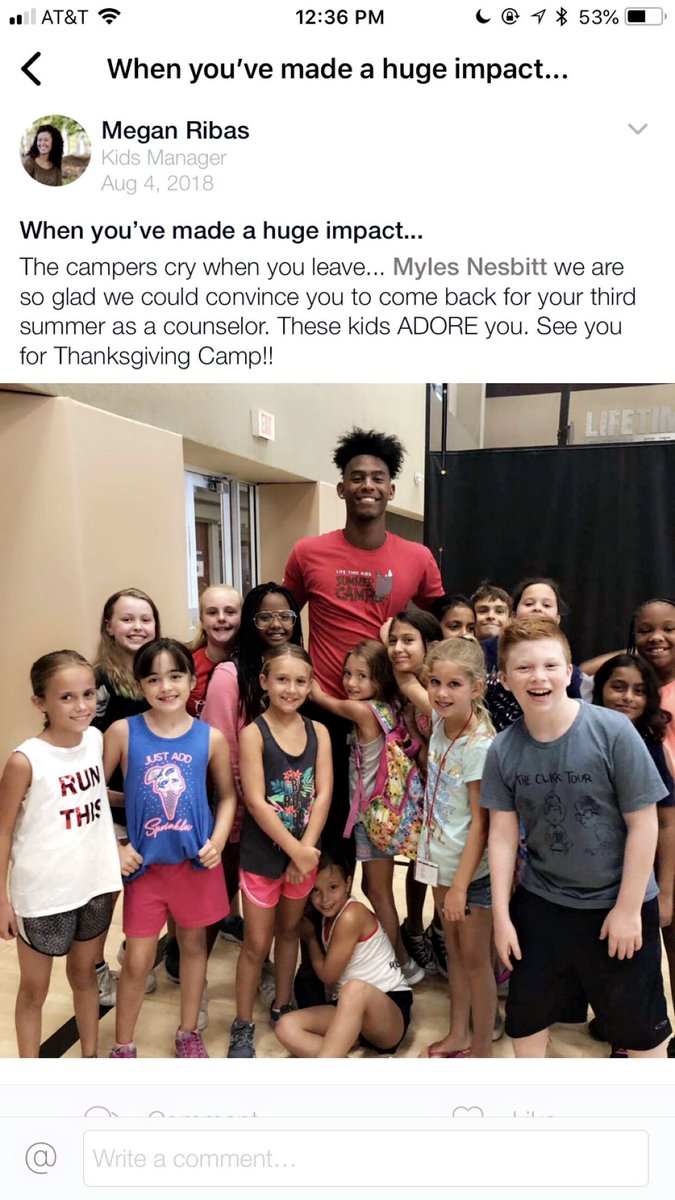 MoneyNesbitt11's tweet photo. All about making a positive impact. Much love for these kids!! https://t.co/eCyzIJMmLa