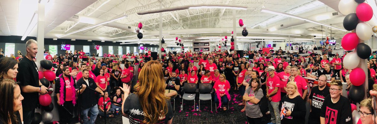 CallieField's tweet image. Best #TEXTalks yet with @Oakland_CallCtr today! This team is teaching us so much about true partnerships with Sales and Engineering while creating powerful resolution for our customers.  #RockstarStatus #MagentaHeroes