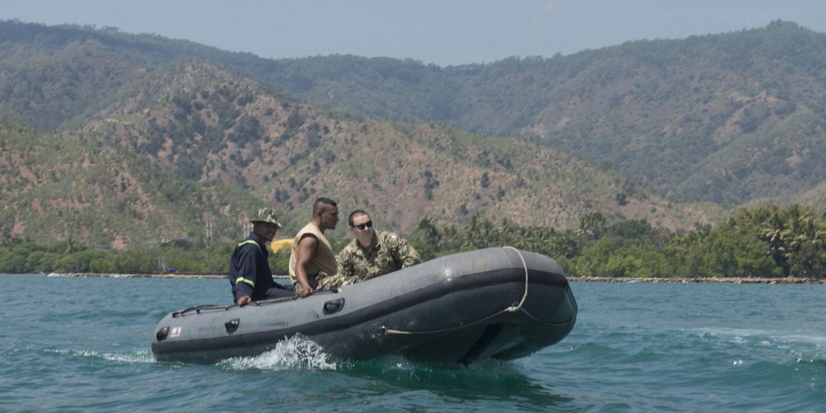 USPacificFleet's tweet photo. #USNavy, #FFDTL counterparts in #TimorLeste begin annual Cooperation Afloat Readiness and Training (CARAT) exercise: https://t.co/3mDIaaYdiu (file photo) @USEmbassyDili https://t.co/O3nI3Ii8nv