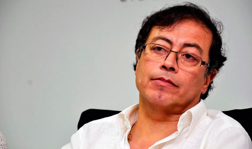 elheraldoco's tweet image. Cuando no hay dinero en las urnas, el Caribe no vota: @petrogustavo
bit.ly/2No0VYG