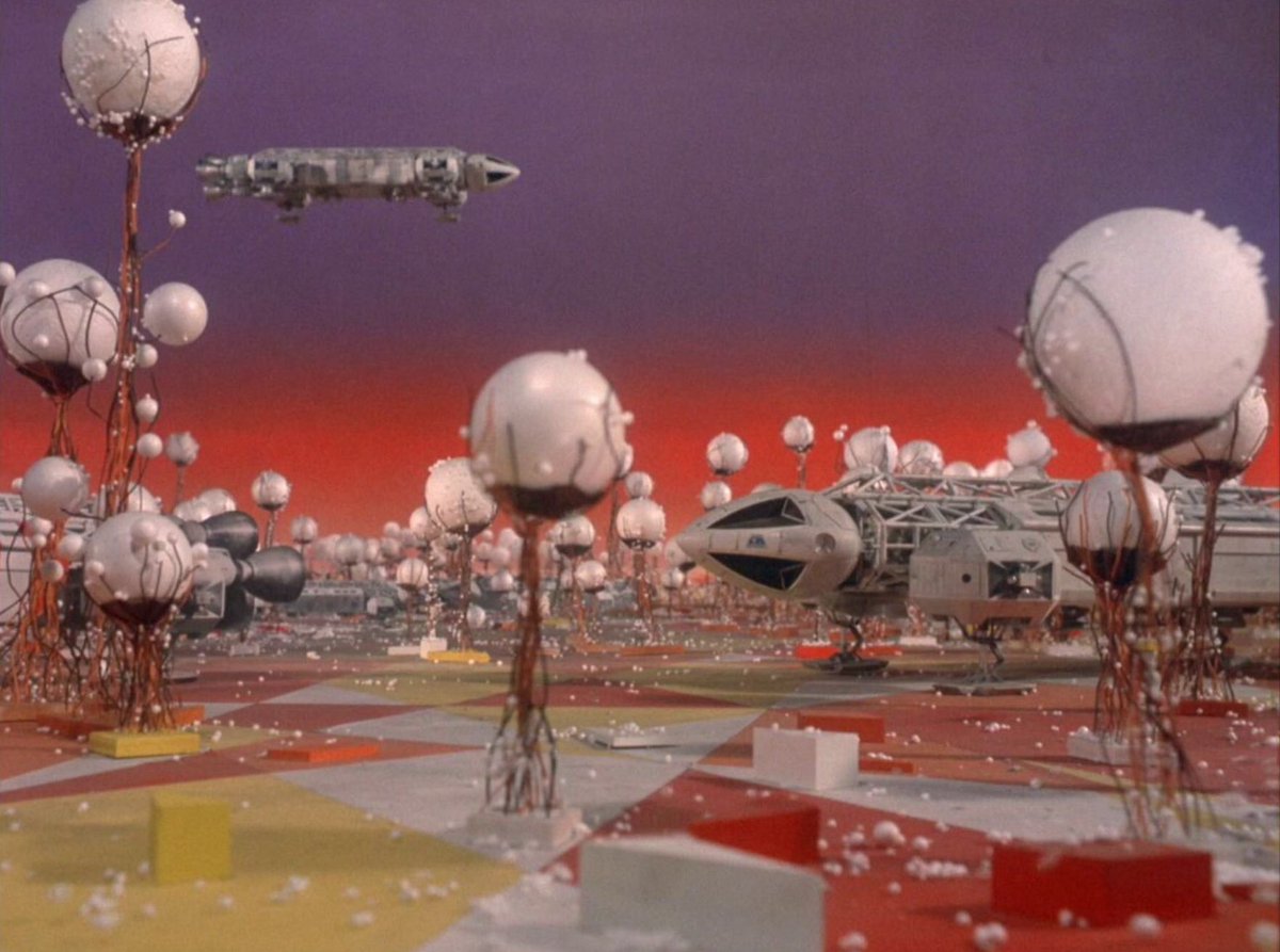 retroscifiart's tweet photo. Space 1999 (1975-1977) https://t.co/lwHJrdRPep