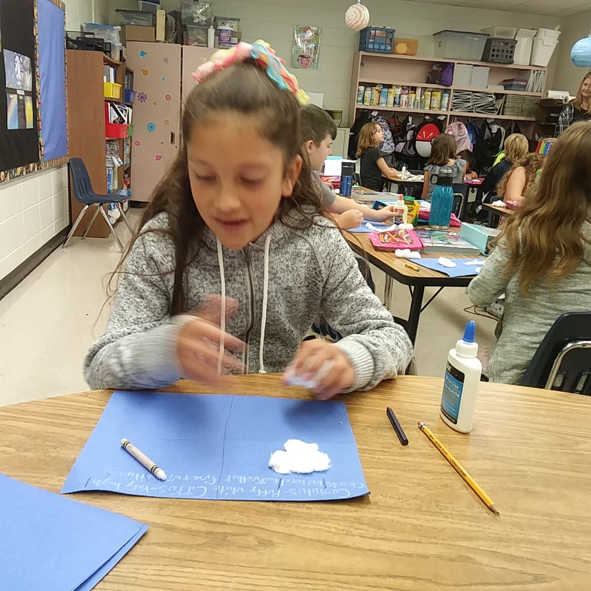 QuilliansClass's tweet photo. ☁⛅☁⛅Creating clouds in 4th!⛅☁⛅☁ @Bostonkidscount https://t.co/1XfIR1hKAp