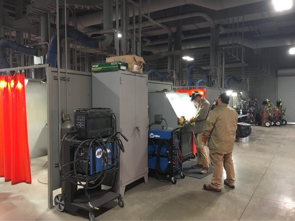 ClarkMitchellJ2's tweet photo. Thank you to Kenny Broadbent and steamfitters local 449 for the hospitality and the tour of their world class facility today! https://t.co/DAMfO71sDW
