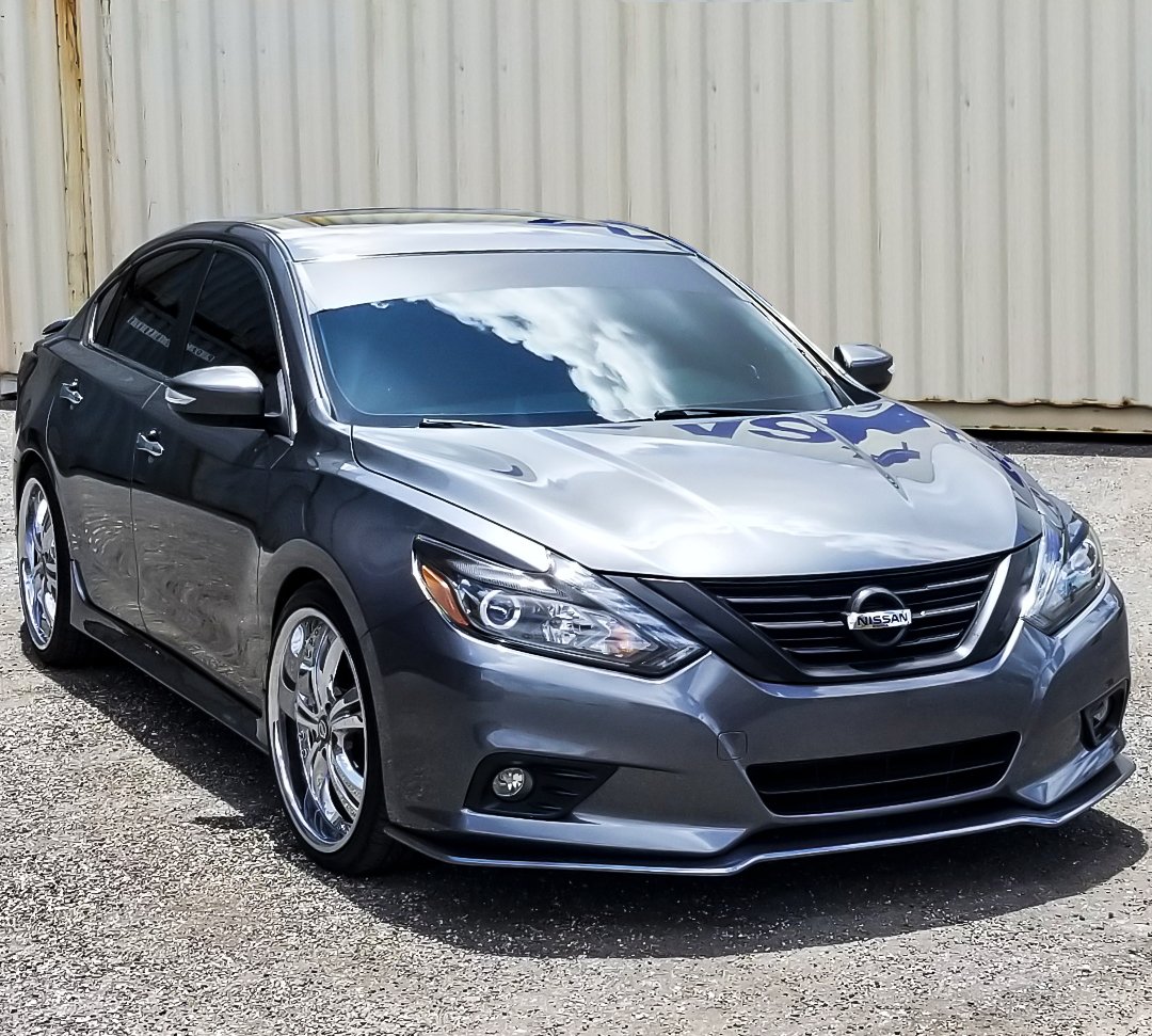 STILLEN's tweet photo. Keepin it classy. 😎👌🇺🇲🚘💯

#stillen #madeinusa #teamstillen #nissan #altima #sportcompactcar #altimaNation #airintake #splitter #diffuser #altimaaddicts https://t.co/I7Jg9hCY8I