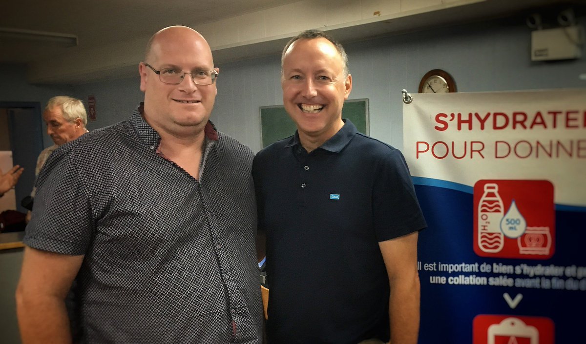 JBEmond's tweet photo. Collecte de sang @HemaQuebec de la Ville de Saint-Ours, en compagnie du maire Sylvain Dupuis. 👍 @villesaintours #Richelieu #CAQ https://t.co/gRQUtmEJH7