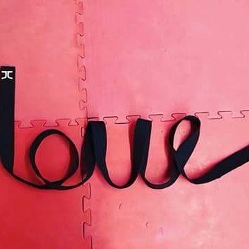 KyorugiFighter's tweet photo. Entrena #Taekwondo y conocerás el verdadero significado del #amor
#love #tkd #kyorugiFighterTKD #tkdlove #jcalicu https://t.co/dGtv0DVNk1