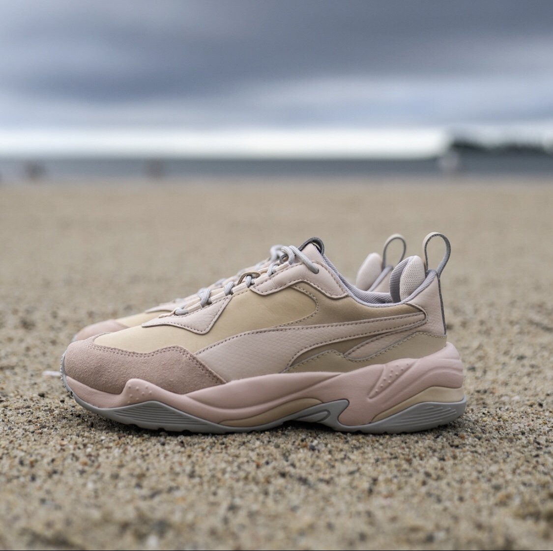 puma thunder desert mens pink