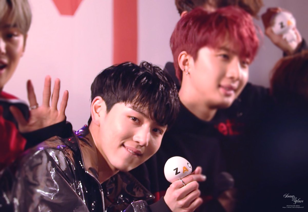 ratedkhg's tweet photo. Happy birthday to our handsome and talented leader ❤ ft. @ratedhui https://t.co/RIrur5ONsh