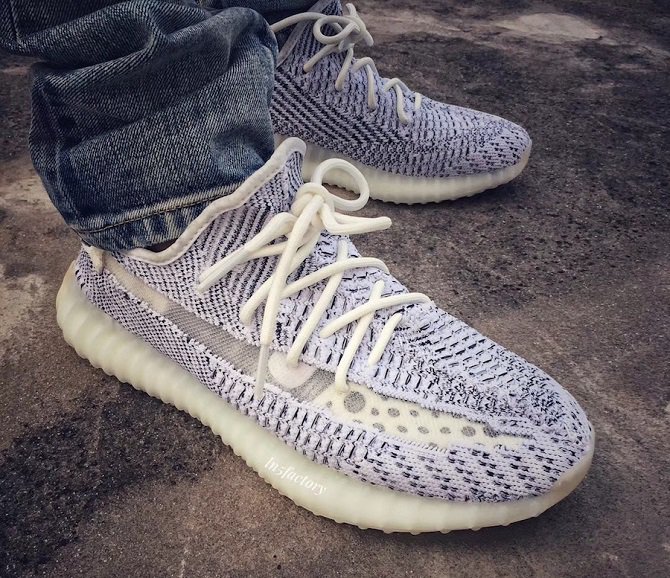 fake yeezy boost 350 v2 static