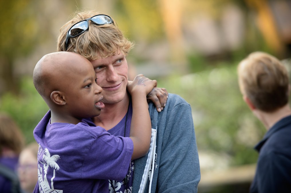 bertsbigadv's tweet image. #HowYouCouldHelpIn5Words: Hug someone who needs it.