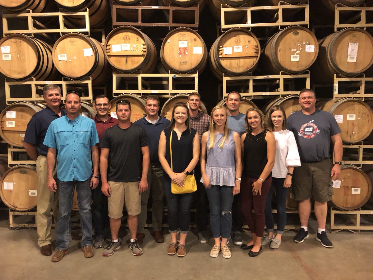 IowaPork's tweet photo. Great tour & tasting at @LangeTwins Winery in Acampo, California. Whether we’re discussing pig farming, tomato processing or grape growing, it’s neat how we still end up talking about sustainability, efficiencies in ag, and disease control! #IPLA2018 #IowaPork https://t.co/iuRJYoC7NY