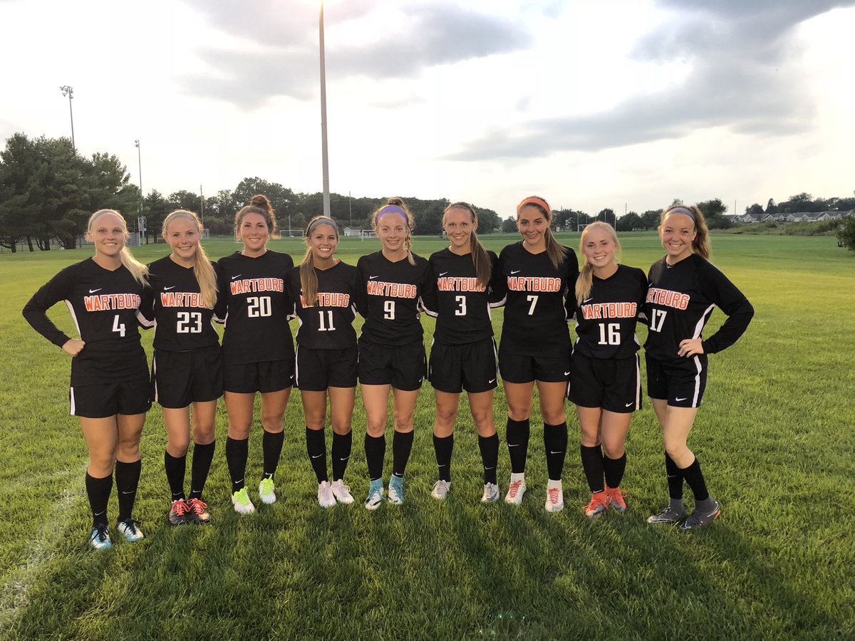 wartburgsoccer's tweet photo. Photo shoot night was a success! New black jerseys on point! #ilikewartburgsoccer https://t.co/OFicM5OQj7