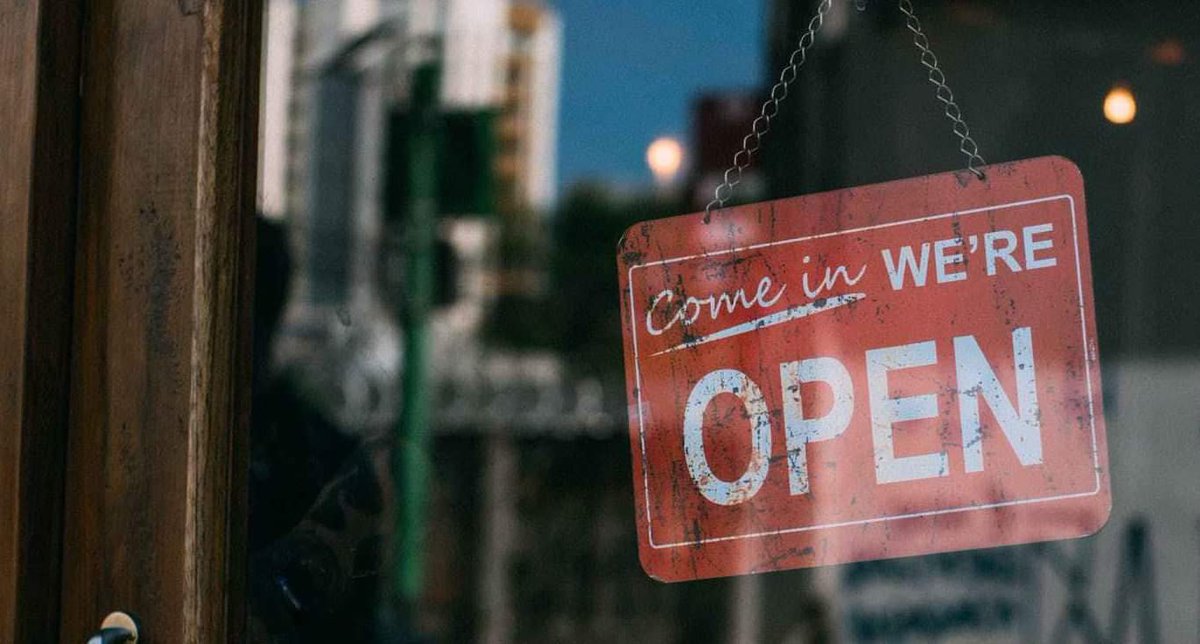 SimpsonContGrad's tweet image. Fall/Term 1 is OPEN for business! Monday night classes began tonight and all online classes are ready for students to engage. Make sure you log into your classes early and often ...