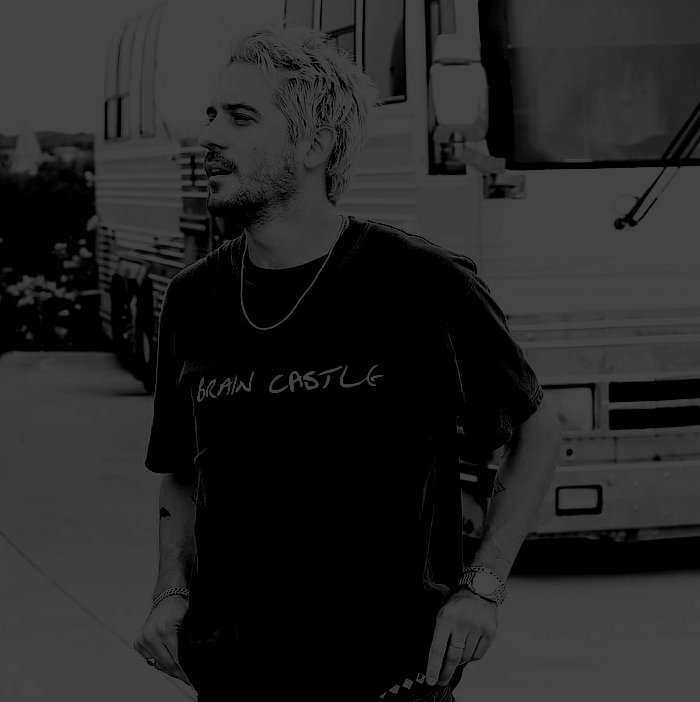 ㅤㅤㅤㅤㅤㅤㅤㅤㅤㅤㅤSometimes I look at the past and think about how I got here in the first place.