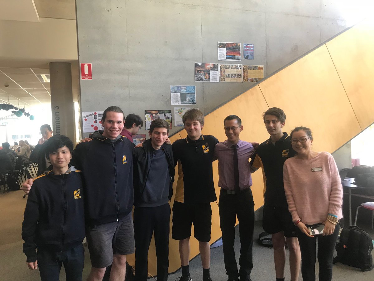 Great to share our ⁦<a href="/misterwootube/">Eddie Woo</a>⁩ with staff and students from Pasadena HS as part of our ⁦<a href="/ASMS_pl/">ASMS Professional Learning</a>⁩ partnership