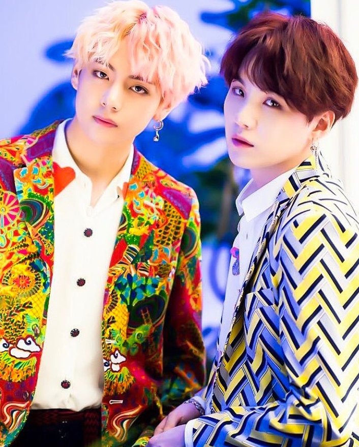kimcatita0's tweet photo. #Love_LyAnswer #BTS #IDOLCHALLENGE #BTSARMY #YTUnfreezeIDOL @BTS_twt #taegi https://t.co/d9PbybtISY