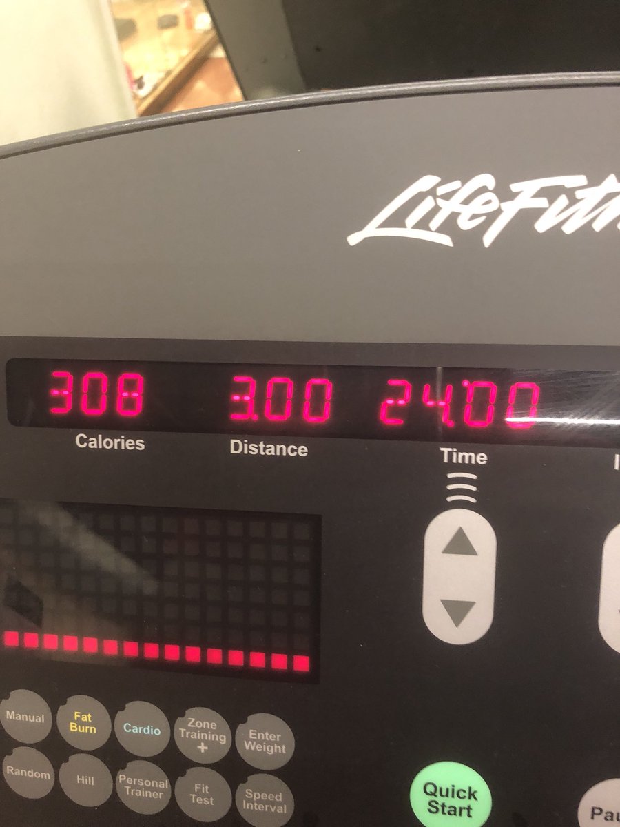 CoachLuisRobert's tweet photo. Mi #meta hoy: correr 3km y quemar 300 calorías, solo para calentamiento. Sigue 1 h de pesas #Reto #YourBestU Tú, #entrenas excusas o entrenas tu cuerpo?
Estás a tiempo! Inscríbete conmigo!
#MándameWatsApp AQUI👉🏻 https://t.co/go8ZoSJ673 #Comparte #Comenta https://t.co/mWJoHfzBUz