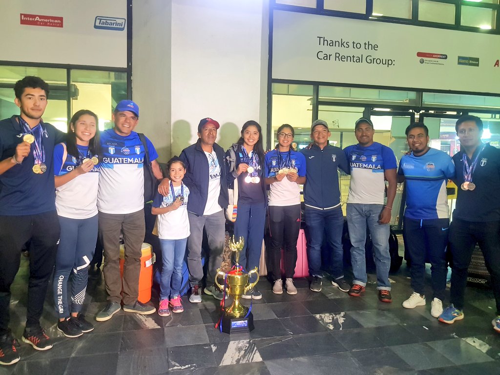 CDAG_Guatemala's tweet image. #Patinaje 👏👏🥇🇬🇹
La selección nacional  arribó esta noche al país, luego de lograr el pentacampeonato Centroamericano en Costa Rica
