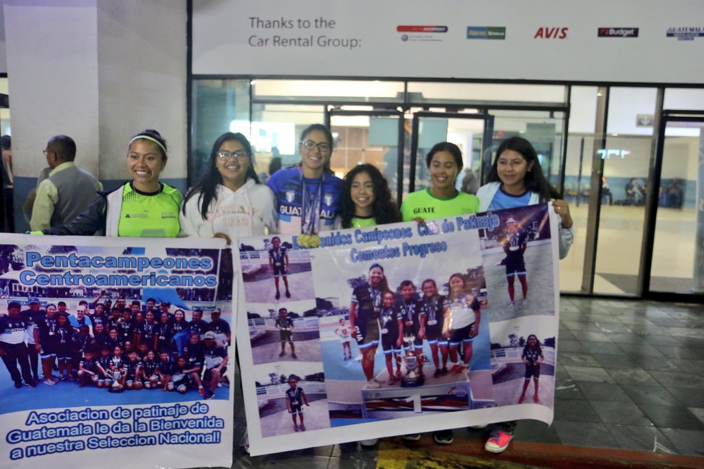 CDAG_Guatemala's tweet image. #Patinaje 👏👏🥇🇬🇹
La selección nacional  arribó esta noche al país, luego de lograr el pentacampeonato Centroamericano en Costa Rica