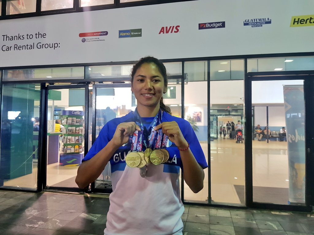 CDAG_Guatemala's tweet image. #Patinaje 👏👏🥇🇬🇹
La selección nacional  arribó esta noche al país, luego de lograr el pentacampeonato Centroamericano en Costa Rica