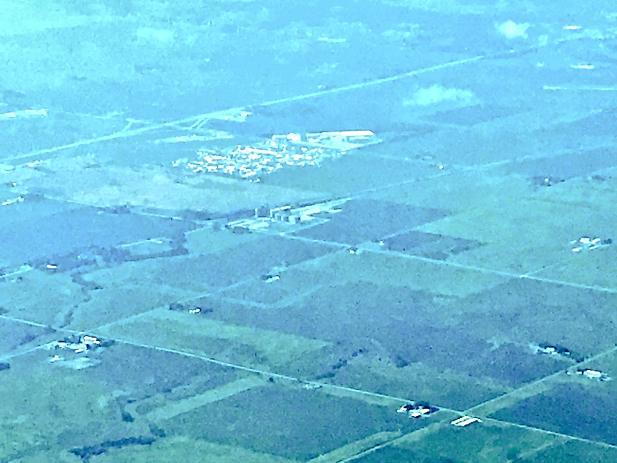 jkbull23's tweet photo. Excited for #FPS2018 tomorrow. Digital Seed Science with #SeedAdvisor #innovation from @Bayer4Crops being announced π @SamEathington @TonyaEhlmann @MorrisonSJacobs #ScienceForBetterLives #AdvancingTogether https://t.co/LLoEykwf4G