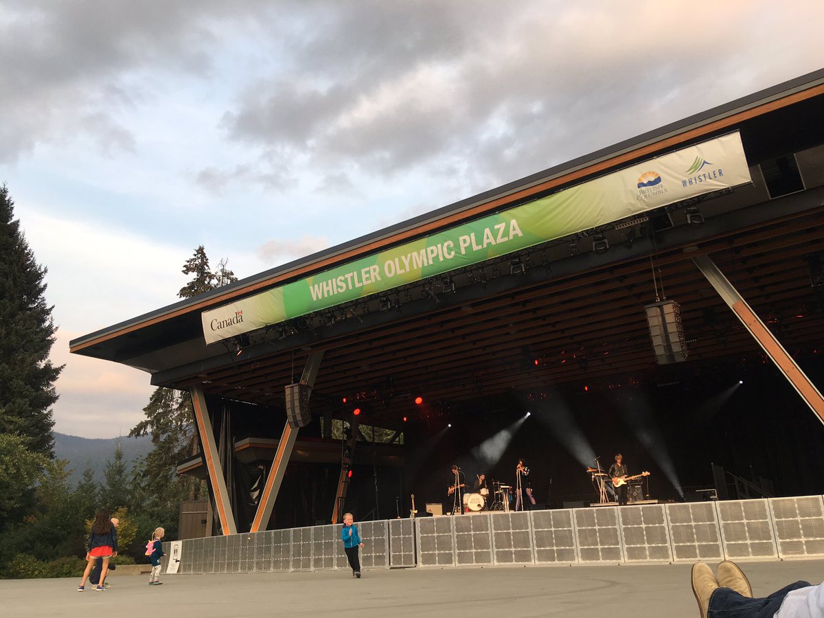 AutomotiveJedi's tweet photo. So much fun in Whistler this year, fueled by @humblehummus , world class montain biking,  and an amazing show by @DearRouge . So many amazing people there this year.  One for the record book. https://t.co/XhCHAmtXpf