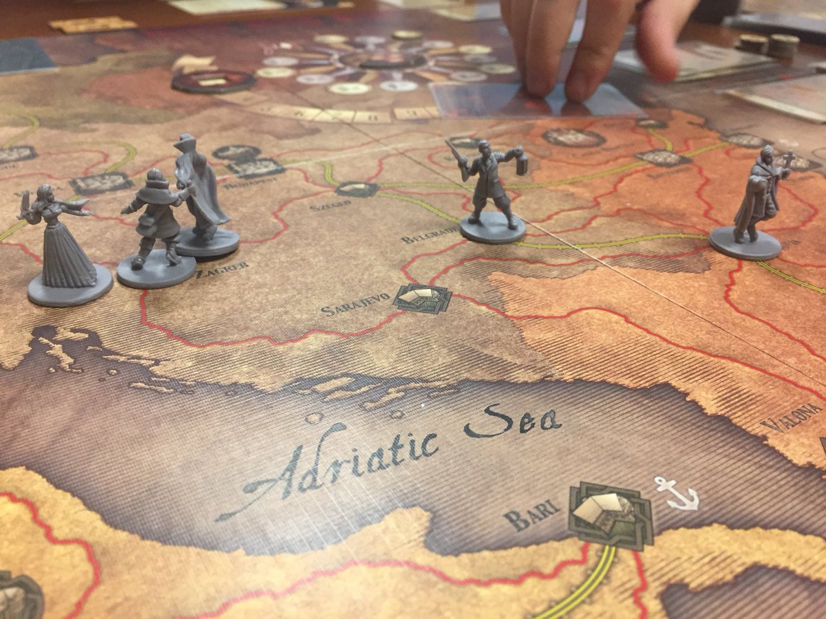 ConanBerserker's tweet photo. Fury of Dracula 🧛♂️ #mondayGameNight #boardgame https://t.co/qsoEwYH91g