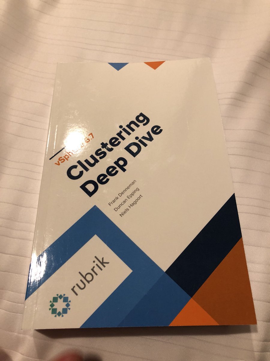 BillBaerwalde's tweet image. Thanks @rubrikInc for #ClusteringDeepDive. Even got it signed!!!