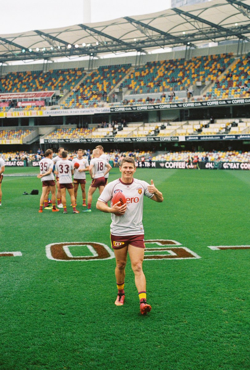 brisbanelions's tweet photo. Pap'd by paps! 📸

Check out @paparoneee's epic film shots from Sunday: https://t.co/ypTLzUhOzL https://t.co/Bn8vBqatto