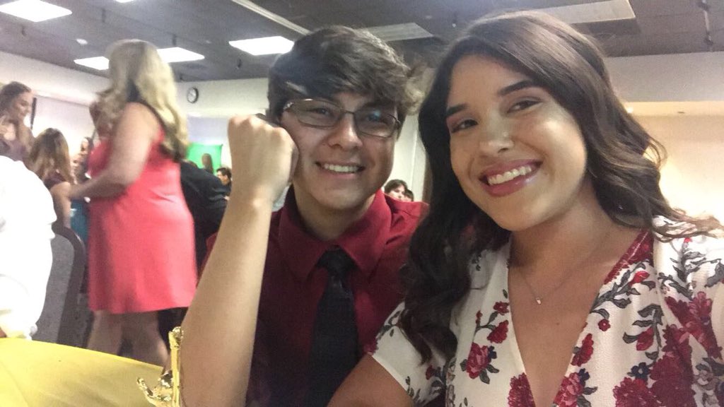 AnissaBasse's tweet photo. It would mean the world to me if y’all voted my bff and I for Hoco court (“: <333 https://t.co/ulHbD2XmoF
