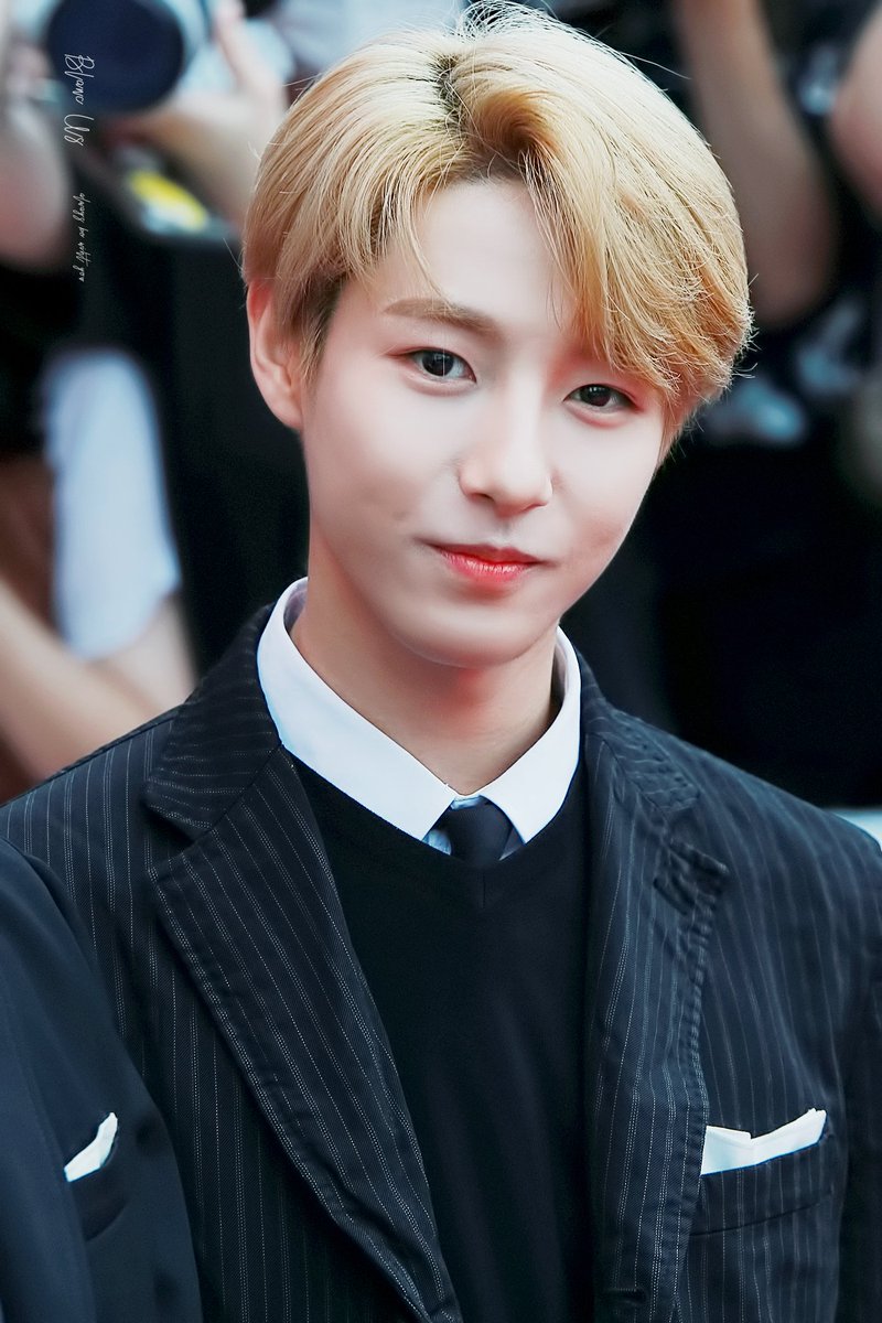 blanc_us's tweet photo. 180826 #런쥔 #RENJUN
https://t.co/rBQOXziIu1
https://t.co/8PUVceX3GL
https://t.co/tdVZNcnriY https://t.co/565CZn0KWn