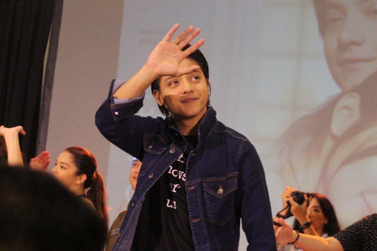 HartBenjamin1's tweet photo. #TheHowsOfUsNationwideTHOUr in South Park Alabang @imdanielpadilla @bernardokath https://t.co/rAKBnuACz4
