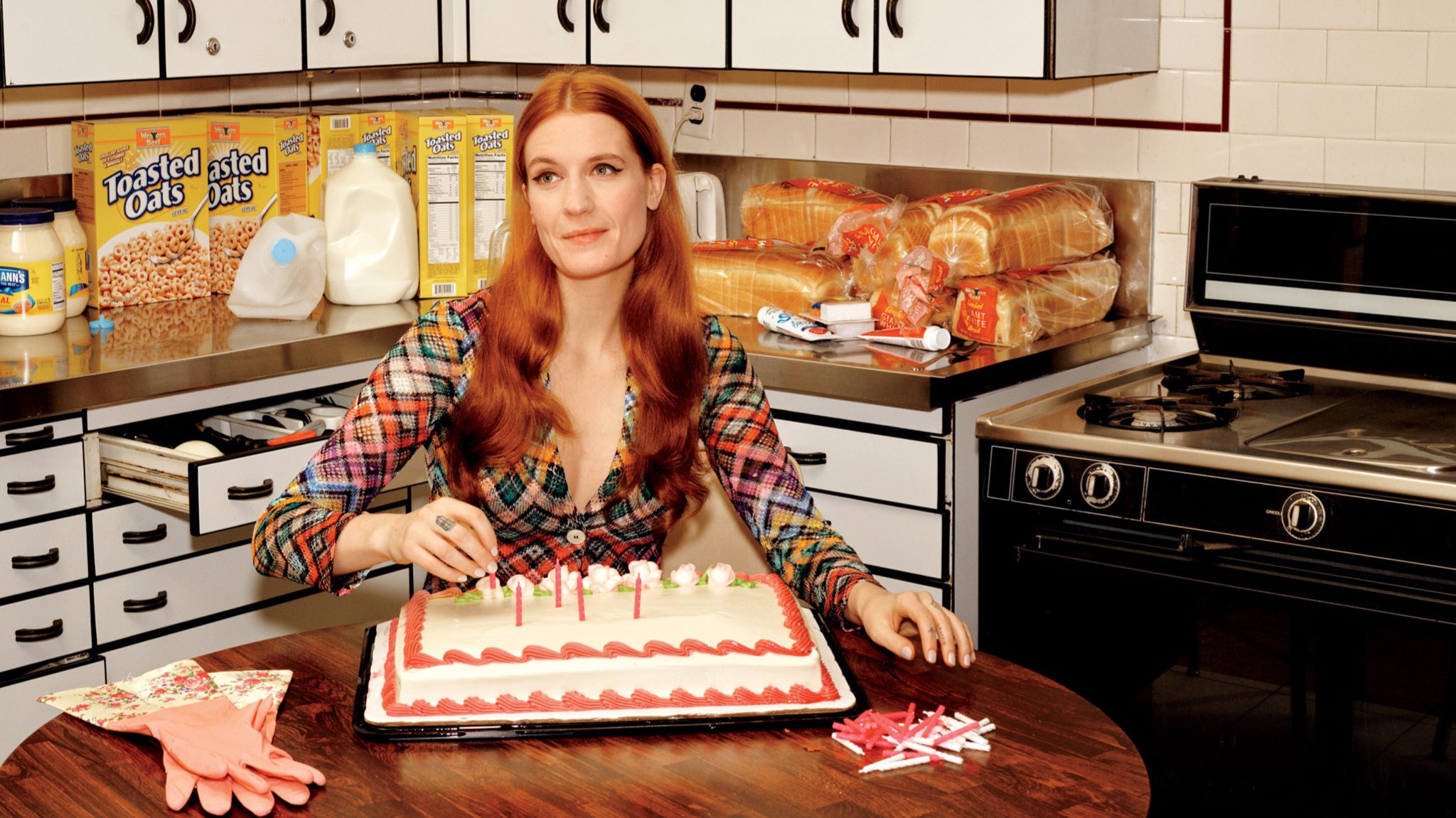    \" Happy 32nd Birthday to the beautiful and talented Florence Welch!  