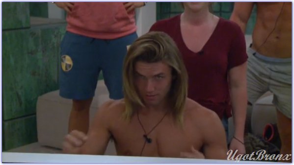 DlqJA5xXsAAIl1X.jpg:large