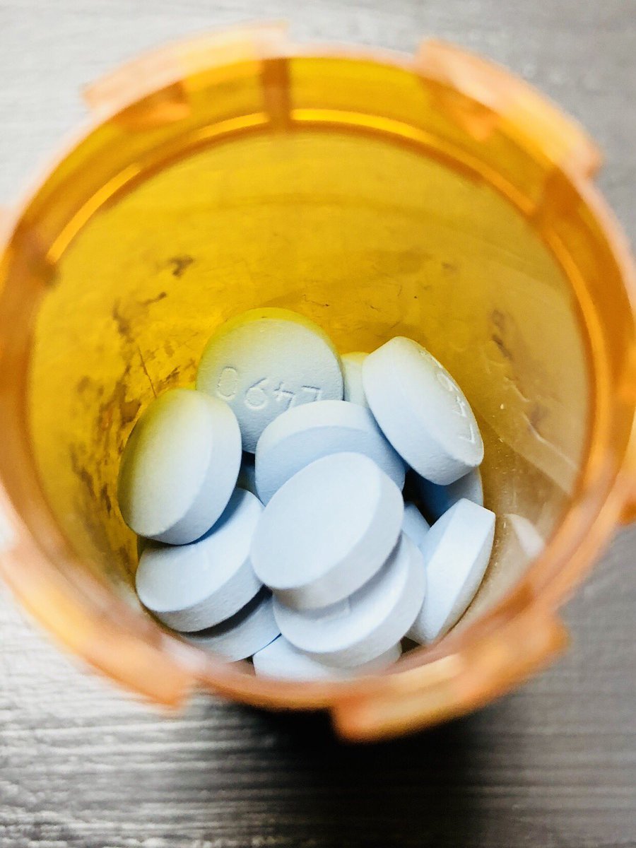 Ally2459's tweet photo. @midkeymaddy @DannyDutch @Abhyzee @DLoesch @PeterHassaan  each one of you Plus many more are directly related to this bottle of pills someone X gave me tonight. Glad to have all your opinions. https://t.co/zVxuEhoN8u