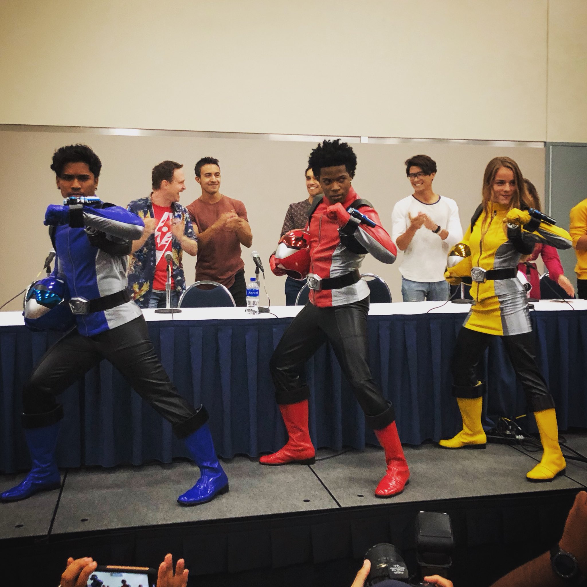 Tmk 特撮 Mad Kindly 来年放送予定の 特命戦隊ゴーバスター を パワーレンジャー ビーストモーファーズ のキャストが発表された Beastmorphers Powerrangers ゴーバスターズ
