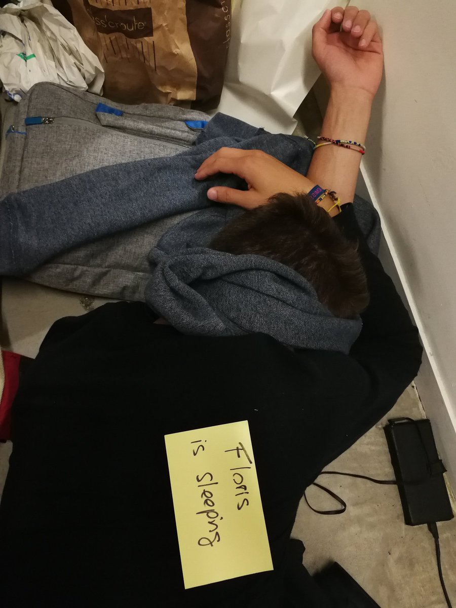 Ekonomal's tweet image. On affiche tout le monde @Lucas75013 #edhec #Techforsociety