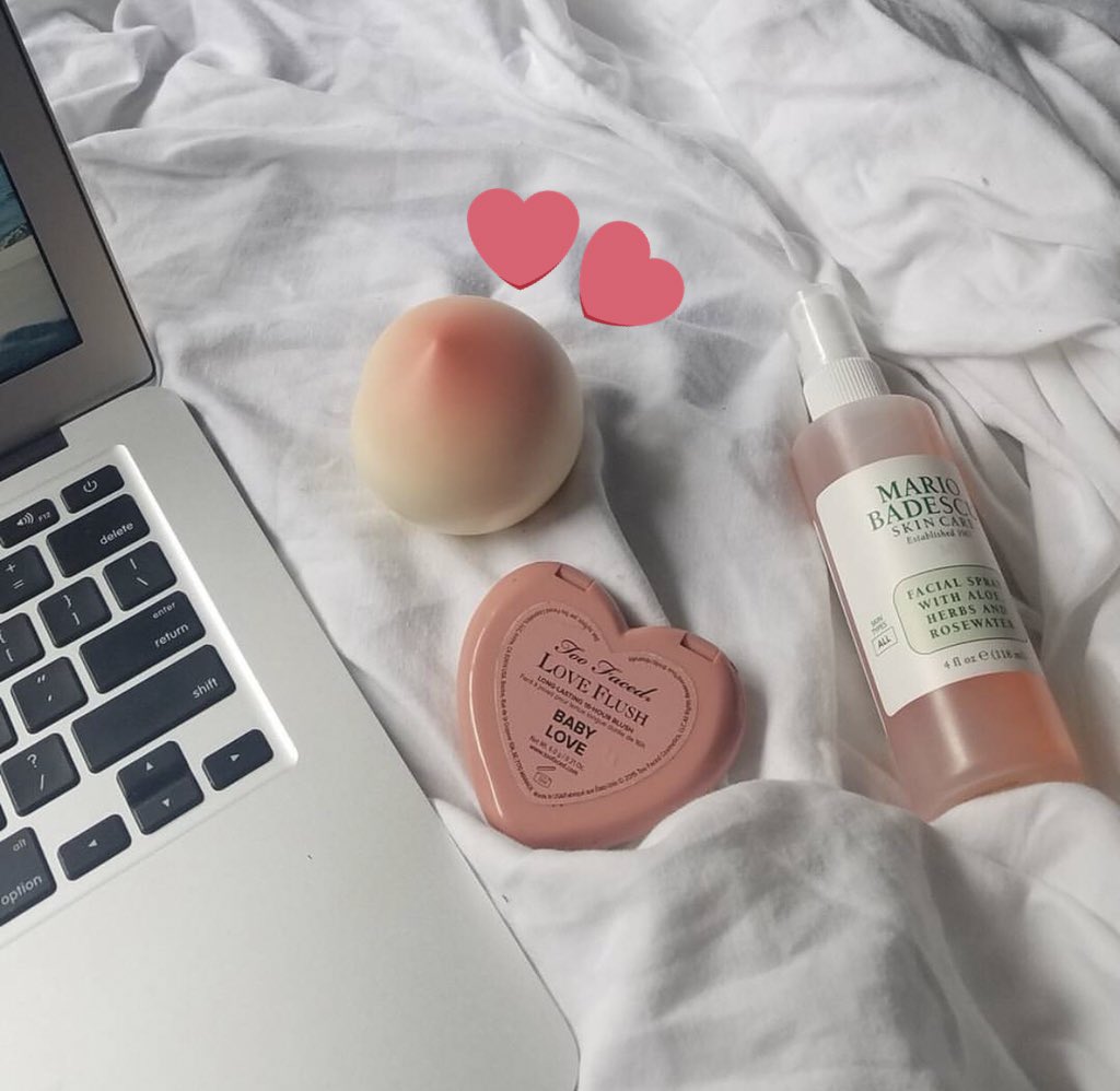 itfeelstory's tweet photo. มาแจกนุ้งพีช 1 อัน
เป็นแฮนครีมแบรนด์เกาหลี🍑
รีอย่างเดียวงับ แจกฟลว💘🌿

อยากได้รูปออริจินัลไปเอาที่ไอจีได้เลย ฝากด้วยงับ ig: itfeelquotes ☁️
(https://t.co/LwgE6APGTf)

ประกาศวันไหนเดี๋ยวเรามารีพลายต่ออีกทีนา, รีไปโลด https://t.co/9ZksmuyyAW