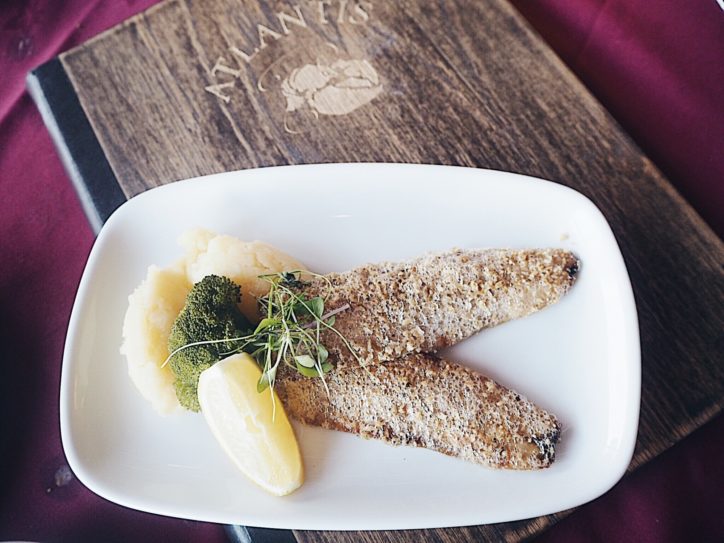 AbdnInspired's tweet image. 🐠🐟 Aberdeen Restaurant Week blogger squad member @Kirstyjarvie you an exclusive preview of what you can expect from the the @Atlantis349 menu next week!  🦐🦀 bit.ly/2PdhSFv

#ARW2018 #comedinewithus  #aberdeenbloggers #kirstyjarvie #citycentreliving #supportlocal