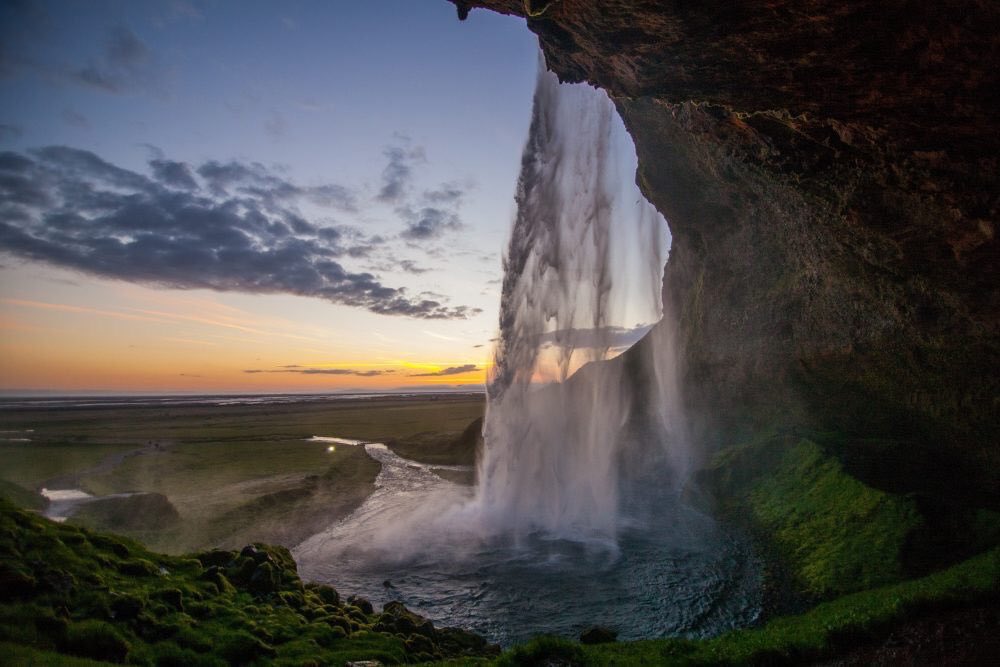 TravellerThing's tweet photo. The world is beautiful. Go see it. https://t.co/15OfolxBD2
