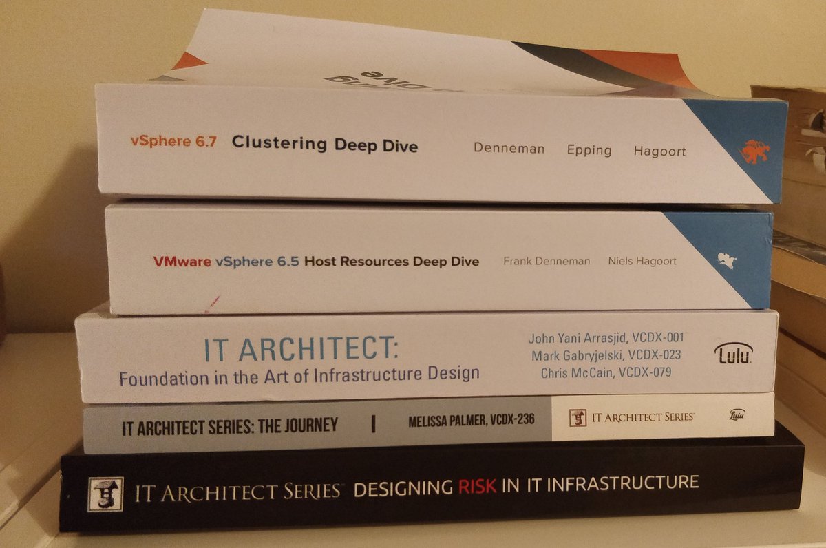 IaaSgeek's tweet image. There we go....IT architecture series and  Host Resources Deep Dive + Clustering Deep Dive @ITArchJourney #VMware #clusteringdeepdive