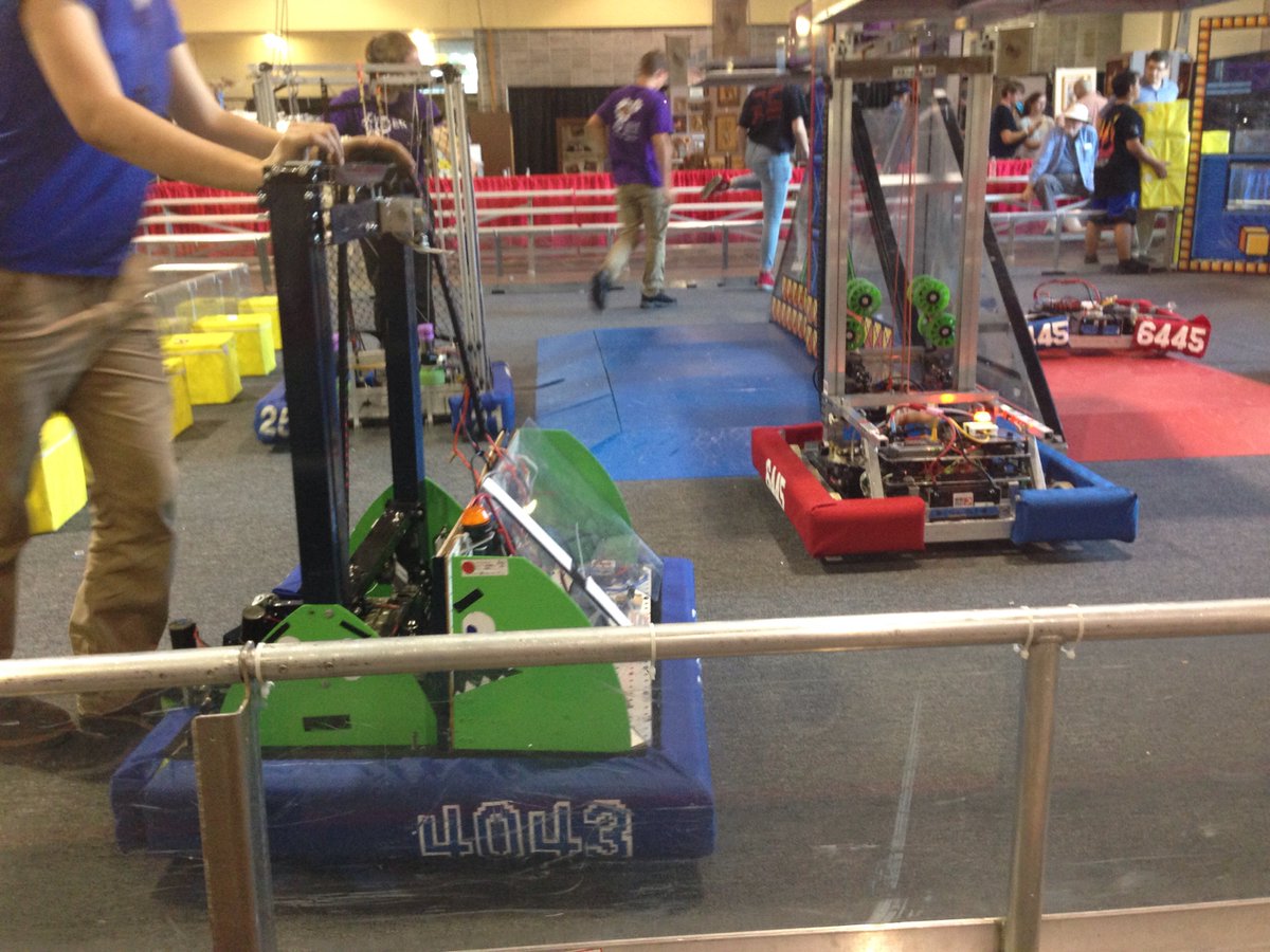 Last day of the <a href="/OregonStateFair/">Oregon State Fair</a> was great, no breakdowns this time :D. Tks teams <a href="/nerdherd_4043/">NerdHerd 4043</a>, <a href="/sert_2521/">SERT 2521</a>, 6445 CTEC Robotics and <a href="/Hotwire2990/">Hotwire2990</a> for throwing such a great robot party. See yall soon somewhere else.