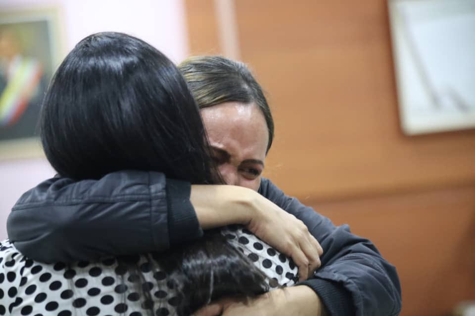 madeleintlSUR's tweet photo. “Le decimos a los #venezolan@s no se dejen engañar, hay dificultades en #Venezuela pero peor la pasamos en otro país” algunos testimonios que luego compartiré #VuelveALaPatria https://t.co/Q4BSERCHNC