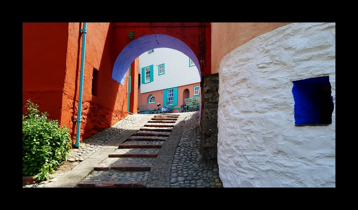 MissFarnaby's tweet photo. A selection of pictures from our day at the beautiful #Portmeirion #Wales #travel #culture #Wanderlust #touring #Weekend #Weekendwanderlust #travelhappy #roadtrip @Portmeirion @visitwales https://t.co/WKI8EvnFv6 https://t.co/TljI4hhjXc